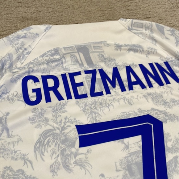 Men's Nike Griezmann France Away Jersey 2022 size L brand new with tag - Picture 7 of 7